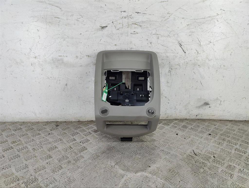 Пластик салона