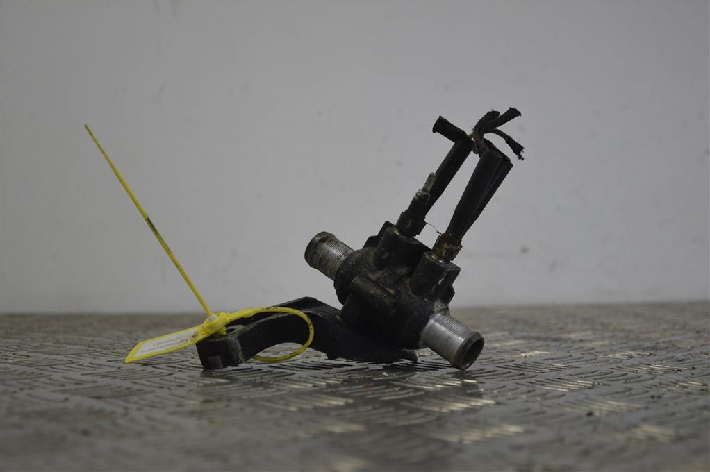 Подогреватель охлаждающей жидкости (антифриза)