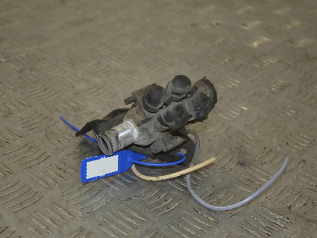 Подогреватель охлаждающей жидкости (антифриза)