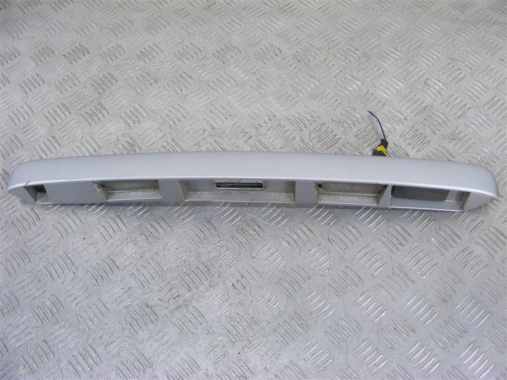 Подсветка номера Renault Megane 2 (2002-2008) 8200140480