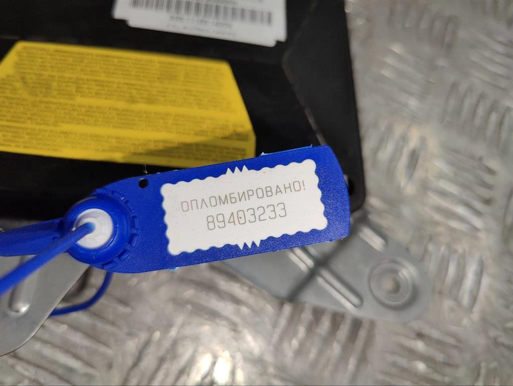 Подушка безопасности боковая (в дверь) задняя левая