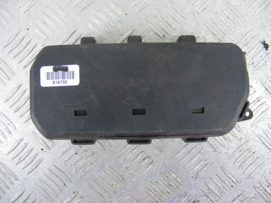 Подушка безопасности боковая (в сиденье)