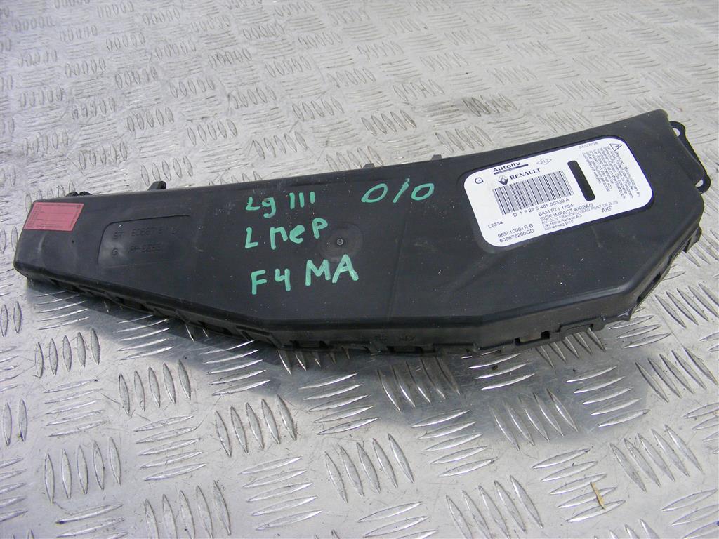 Подушка безопасности боковая (в сиденье)