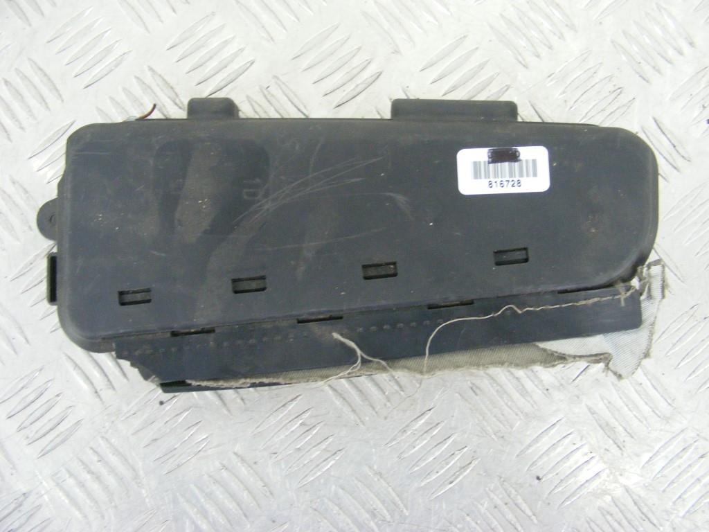 Подушка безопасности боковая (в сиденье)