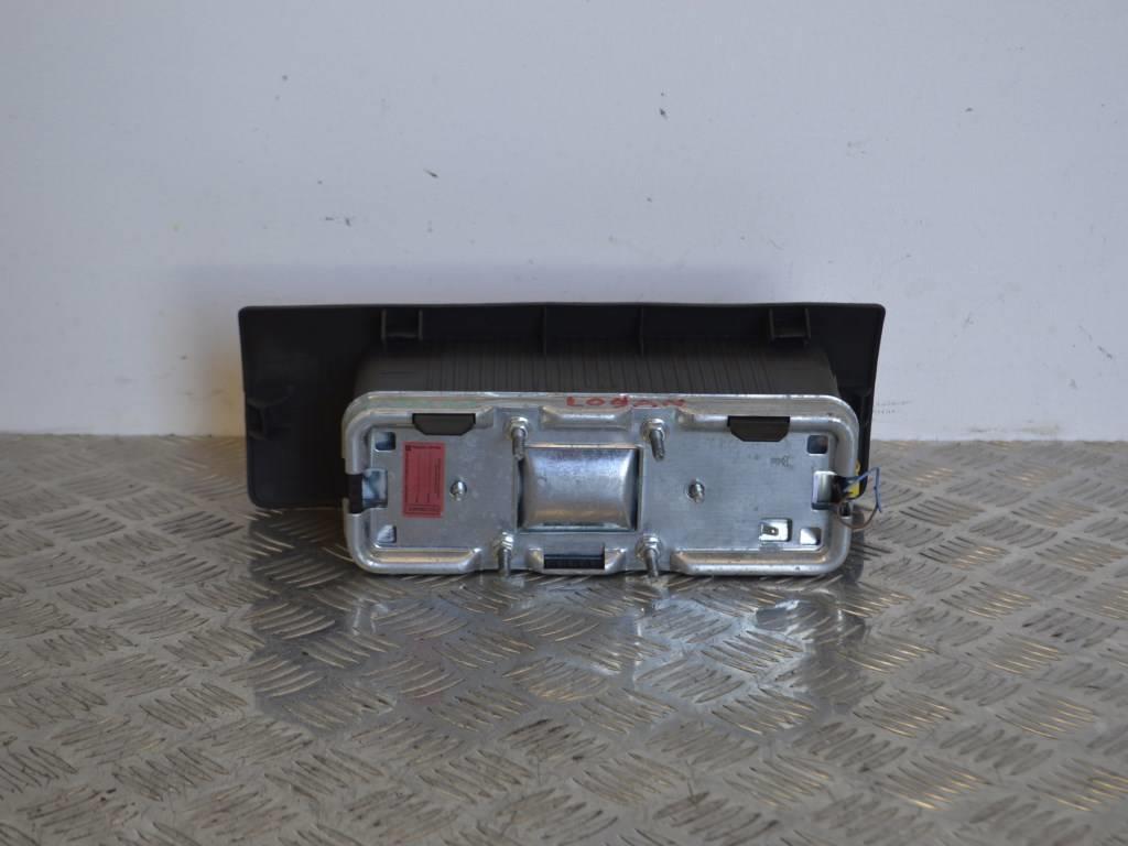 Подушка безопасности пассажира