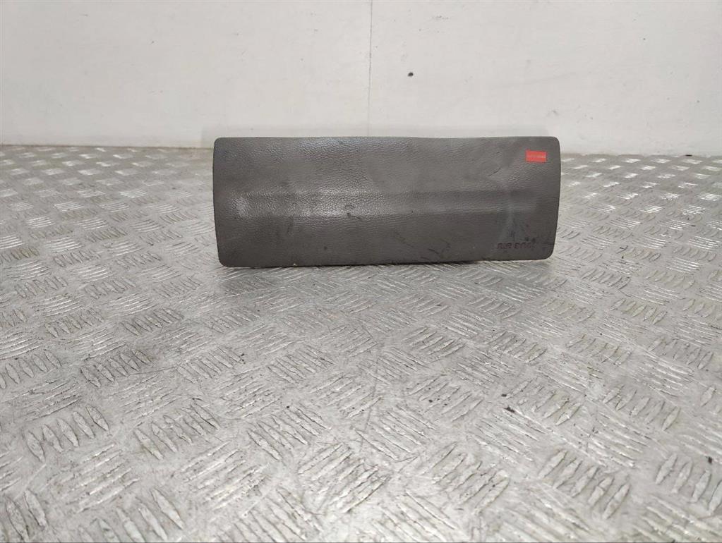 Подушка безопасности пассажира