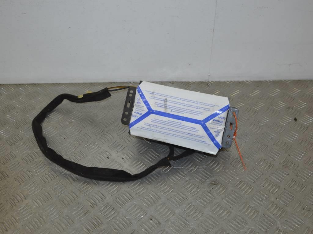 Подушка безопасности пассажира