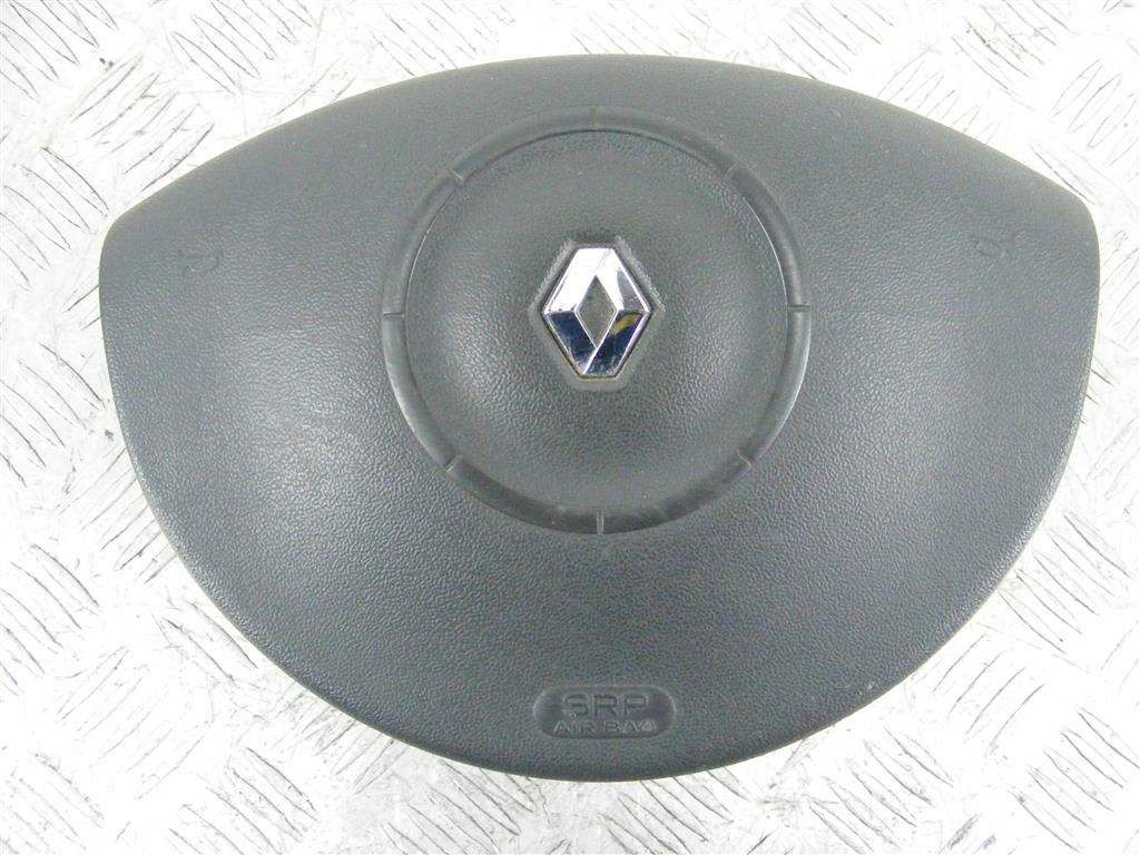 Подушка безопасности водителя