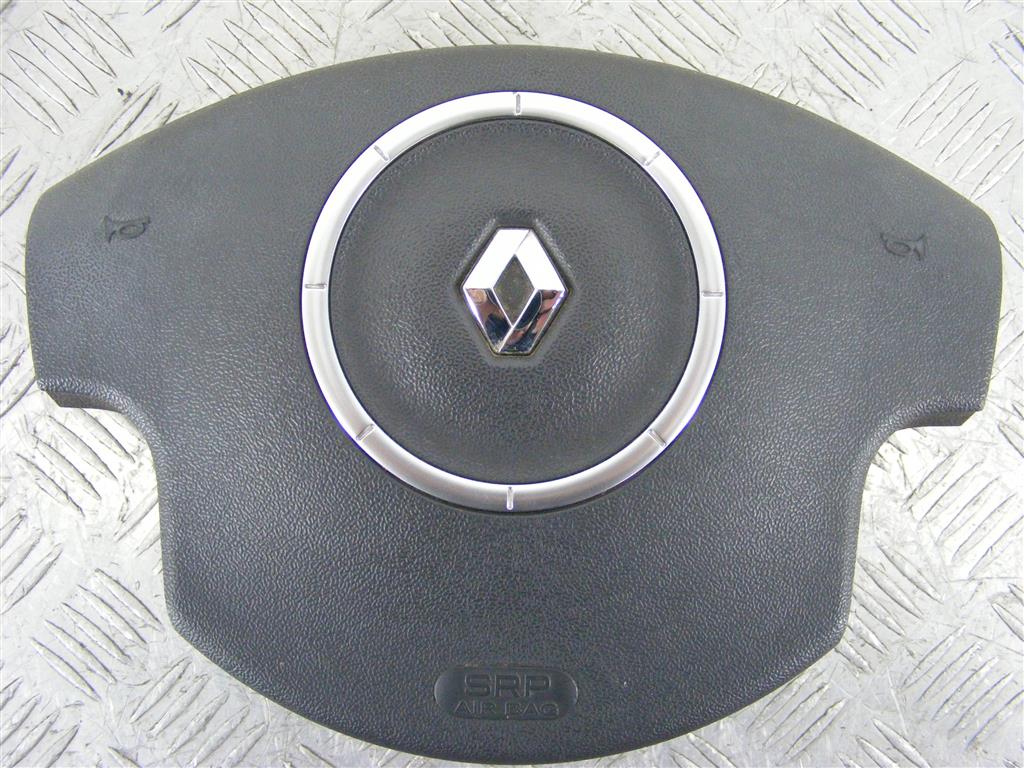 Подушка безопасности водителя