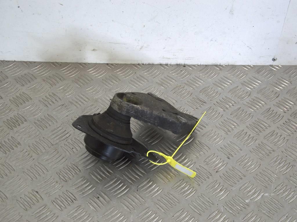 Подушка крепления двигателя