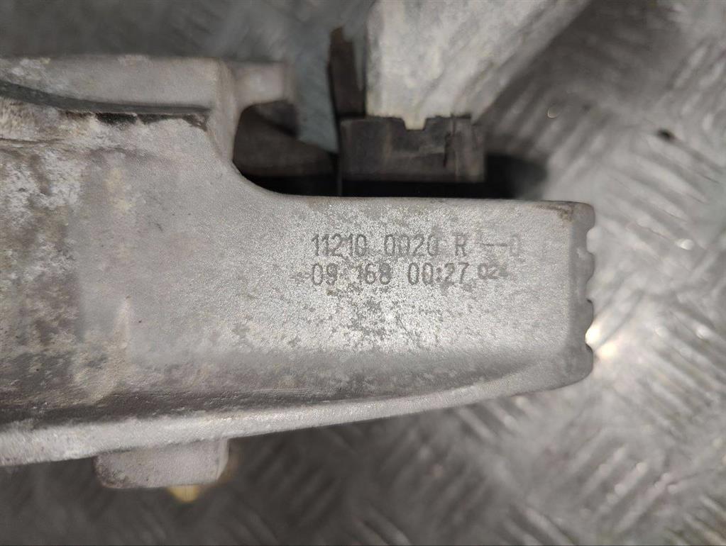 Подушка крепления двигателя