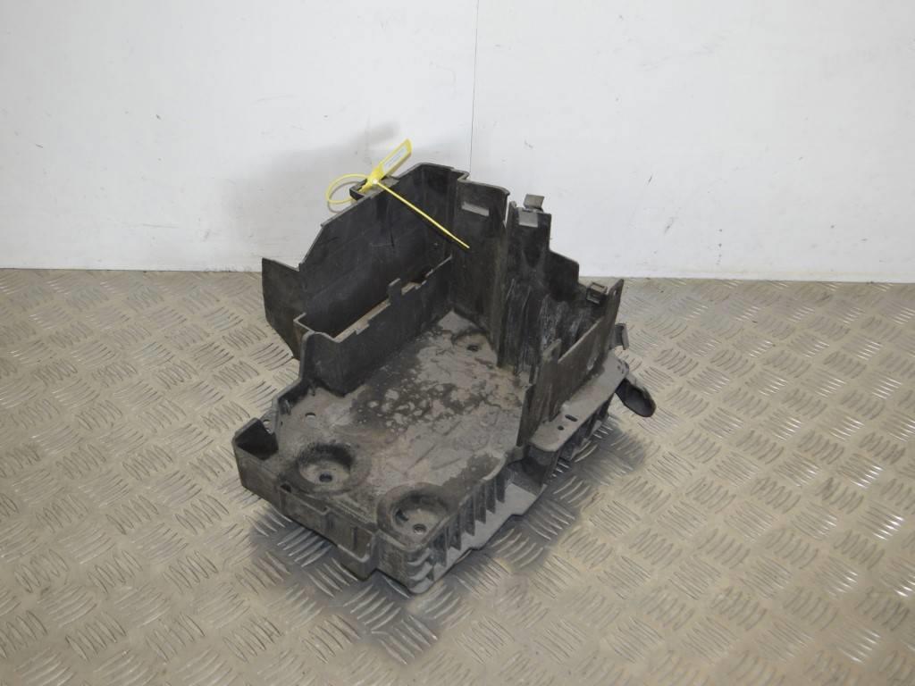 Полка аккумулятора