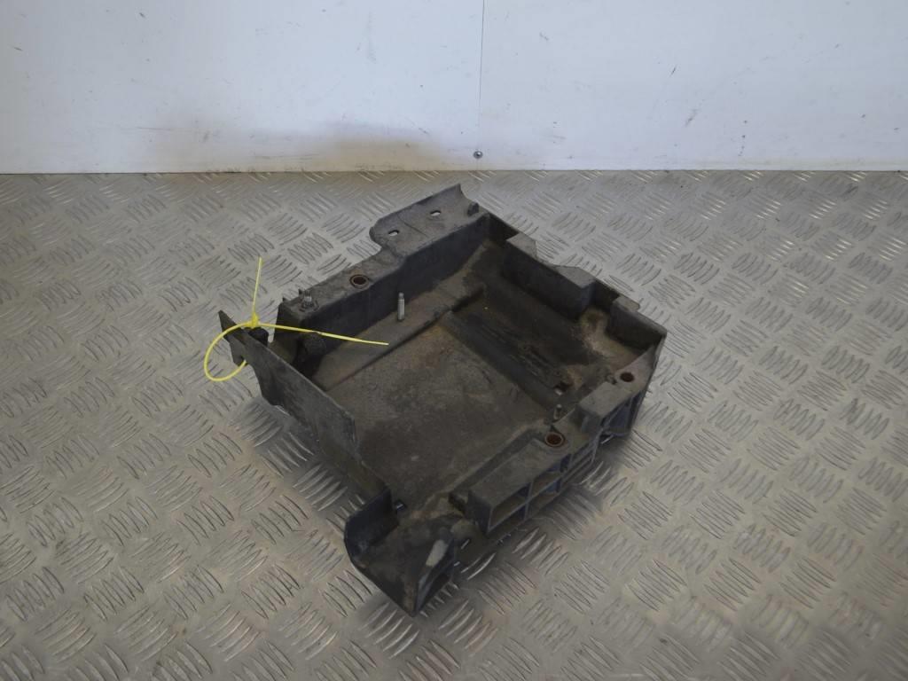 Полка аккумулятора