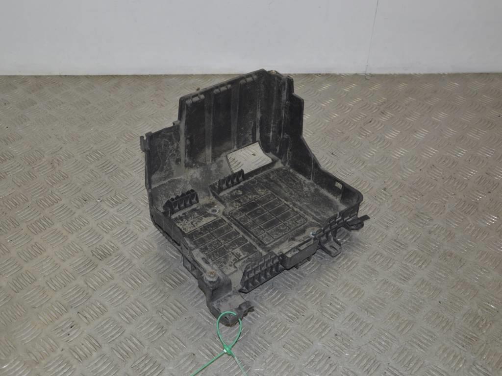 Полка аккумулятора