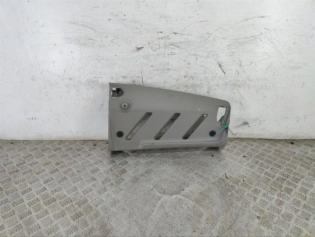 Полка над лобовым стеклом