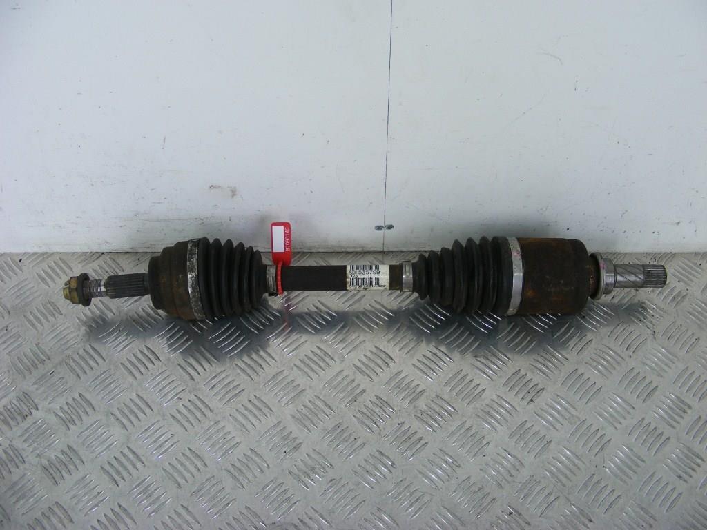 Полуось передняя левая (приводной вал, ШРУС) Renault Kangoo 1 (1997-2007) 8200535799