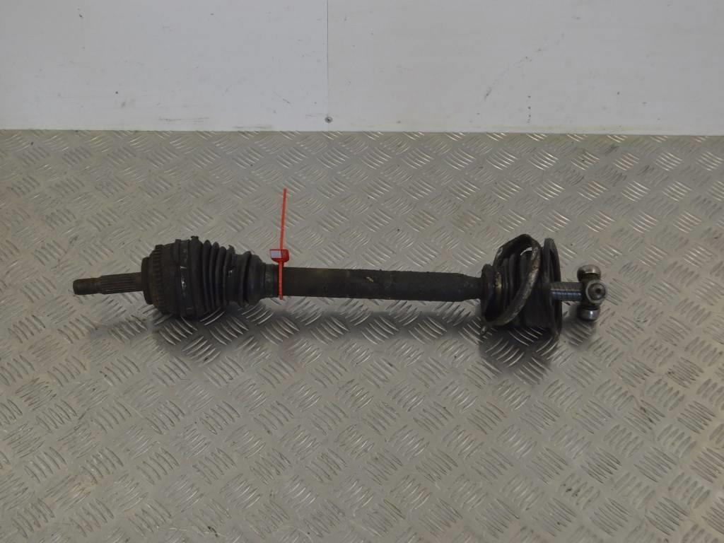 Полуось передняя левая (приводной вал, ШРУС) Renault Scenic 1 (1996-2003)
