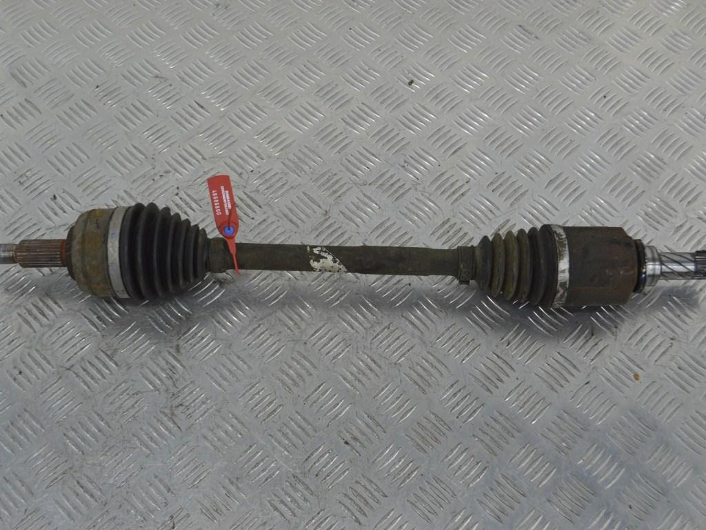 Полуось передняя левая (приводной вал, ШРУС) Renault Scenic 3 (2008-2015)