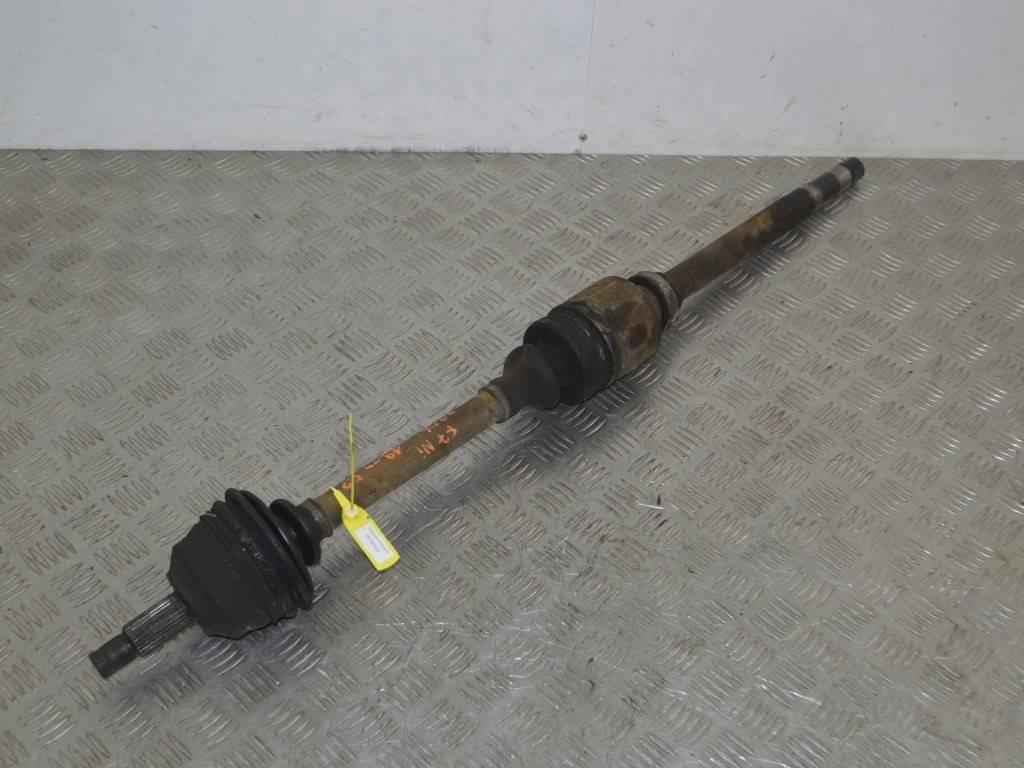 Полуось передняя правая (приводной вал, ШРУС) Peugeot 806 (1994-2002)