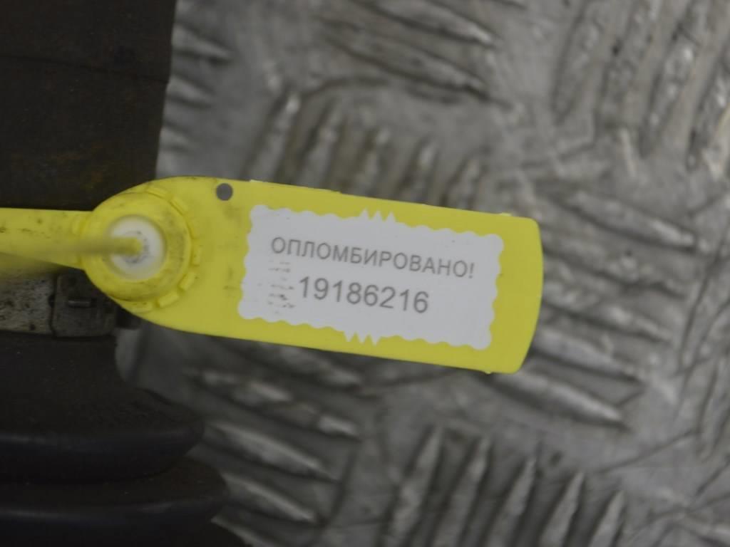 Полуось передняя правая (приводной вал, ШРУС) Renault Laguna 2 (2001-2007) 8200387466