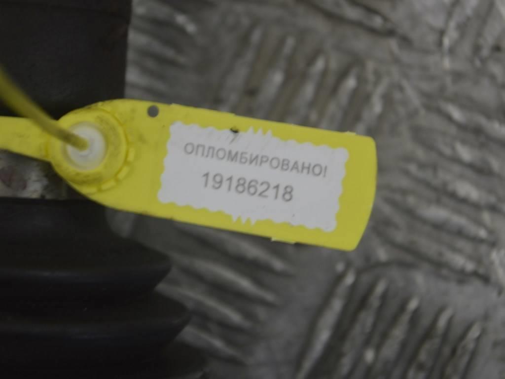 Полуось передняя правая (приводной вал, ШРУС) Renault Laguna 2 (2001-2007) 8200387466