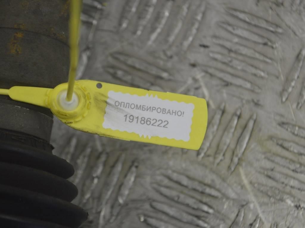 Полуось передняя правая (приводной вал, ШРУС) Renault Laguna 2 (2001-2007) 8200387548