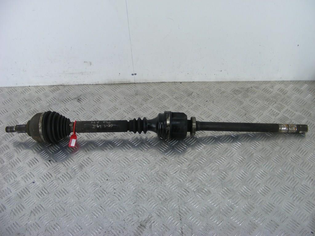 Полуось передняя правая (приводной вал, ШРУС) Renault Laguna 2 (2001-2007)