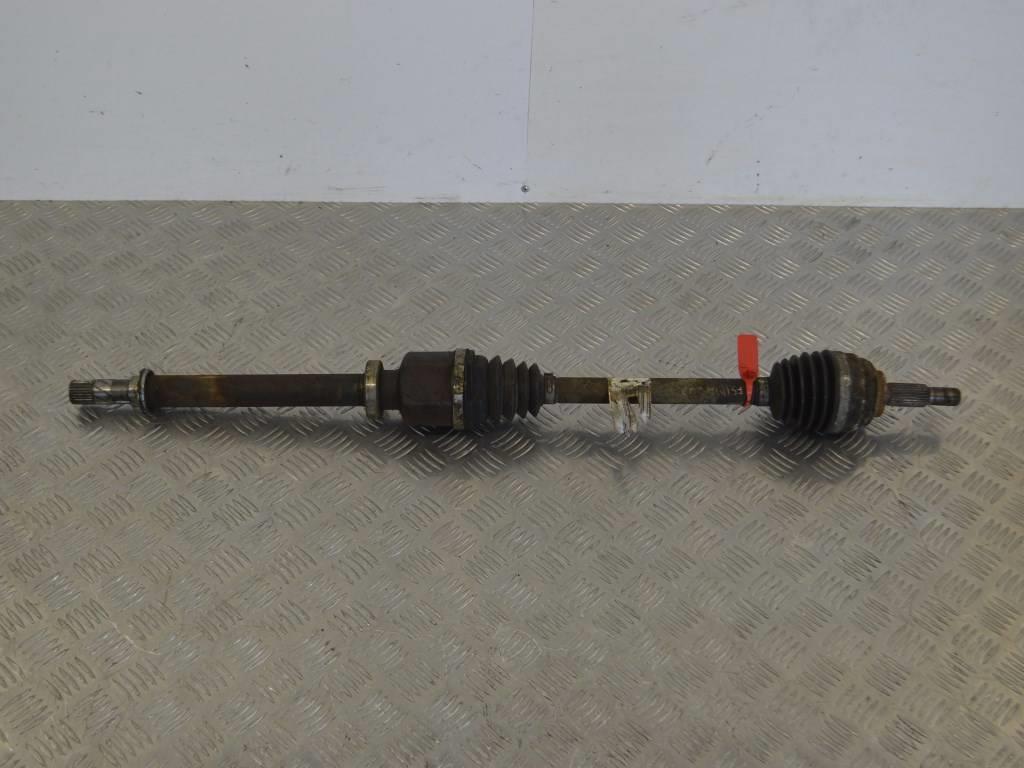 Полуось передняя правая (приводной вал, ШРУС)