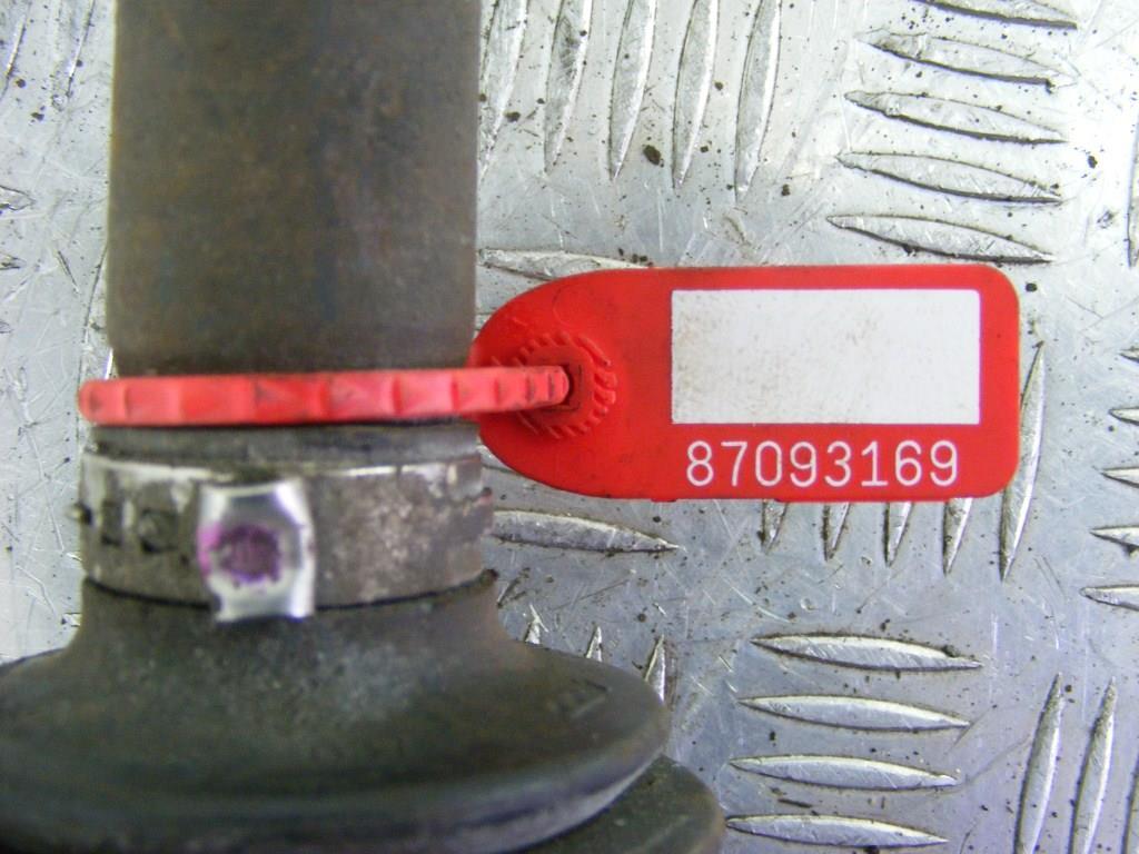 Полуось передняя правая (приводной вал, ШРУС)