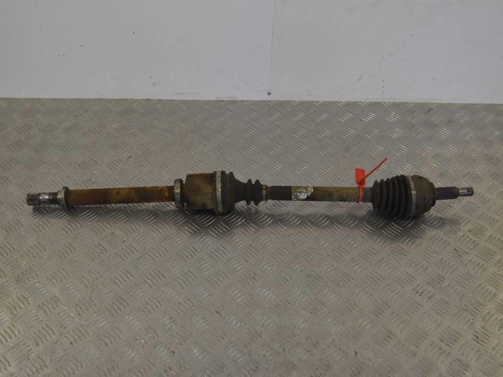 Полуось передняя правая (приводной вал, ШРУС)