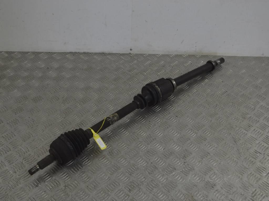 Полуось передняя правая (приводной вал, ШРУС)