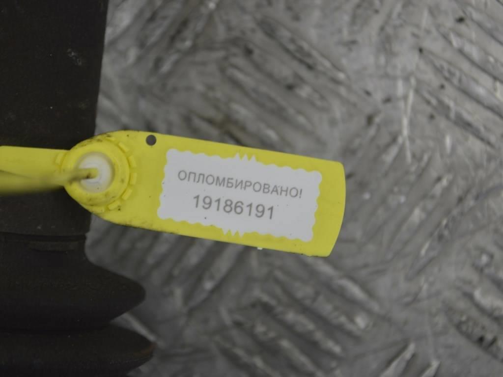 Полуось передняя правая (приводной вал, ШРУС)