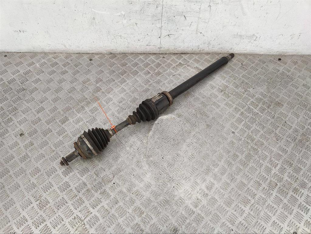 Полуось передняя правая (приводной вал, ШРУС)