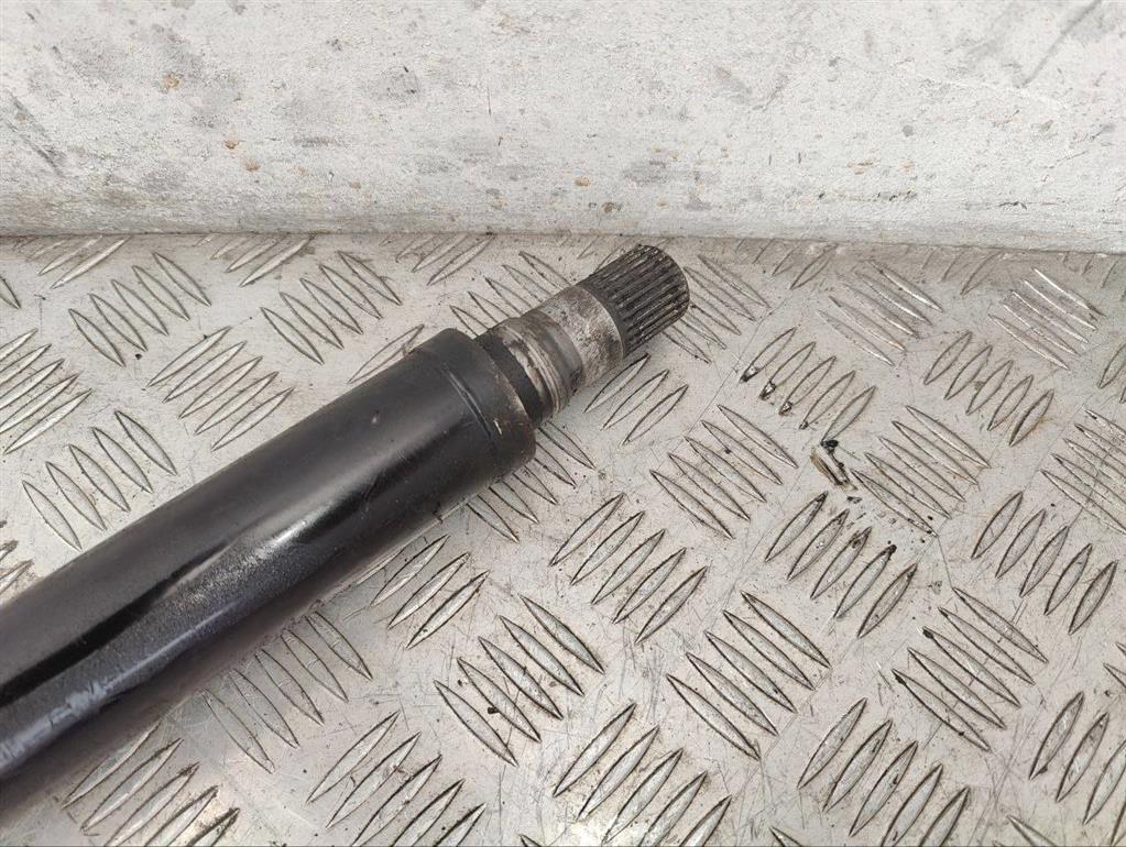 Полуось передняя правая (приводной вал, ШРУС)