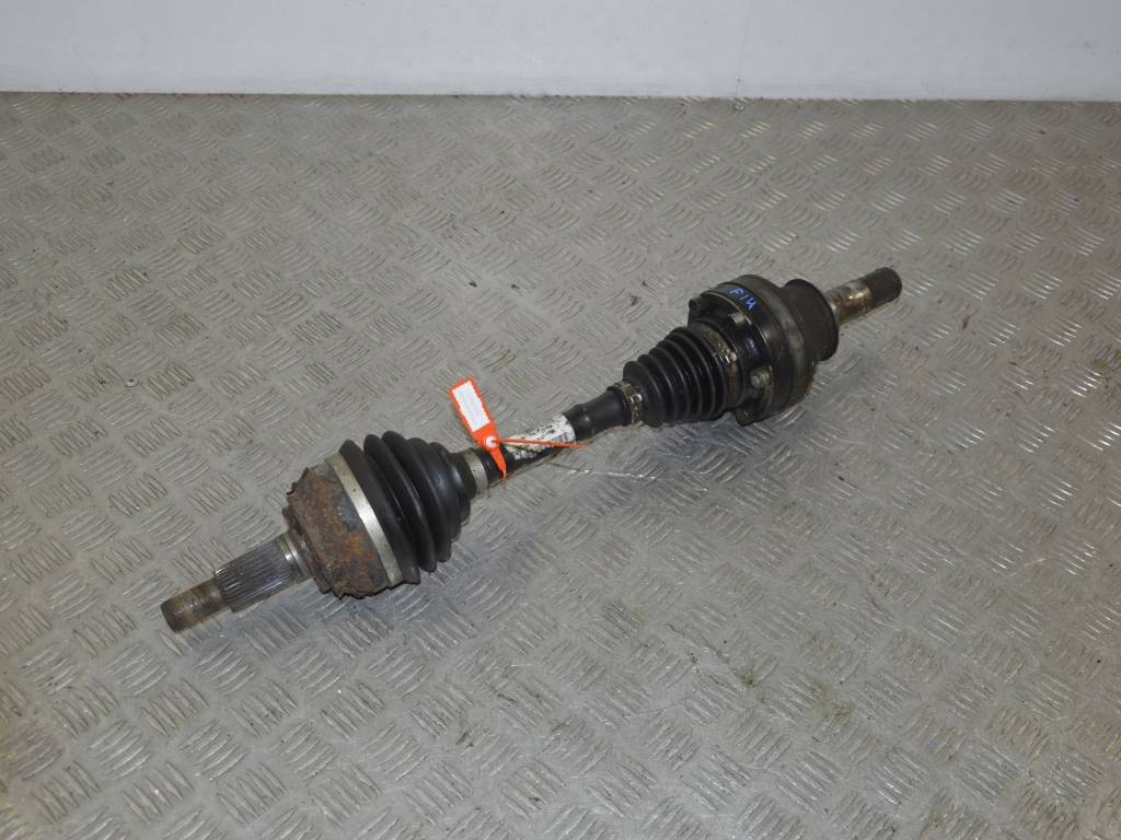 Полуось передняя правая (приводной вал, ШРУС)