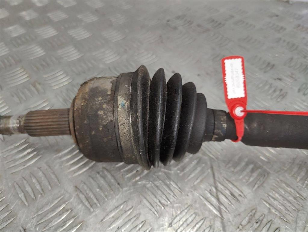 Полуось передняя правая (приводной вал, ШРУС)