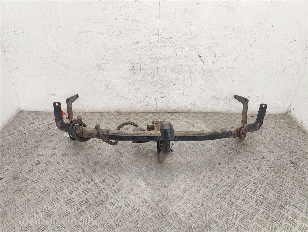 Прицепное устройство (фаркоп)