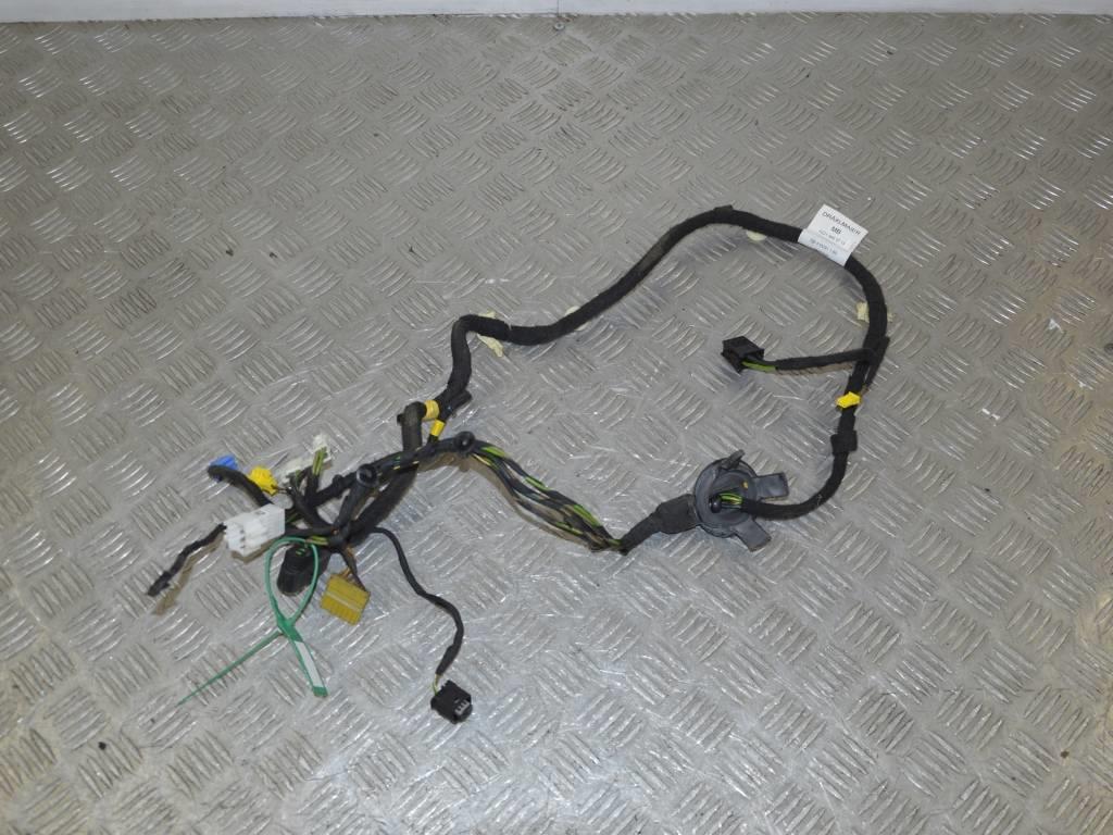 Проводка двери передней левой