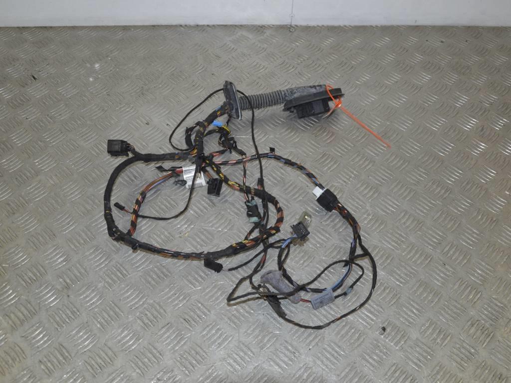 Проводка двери передней левой