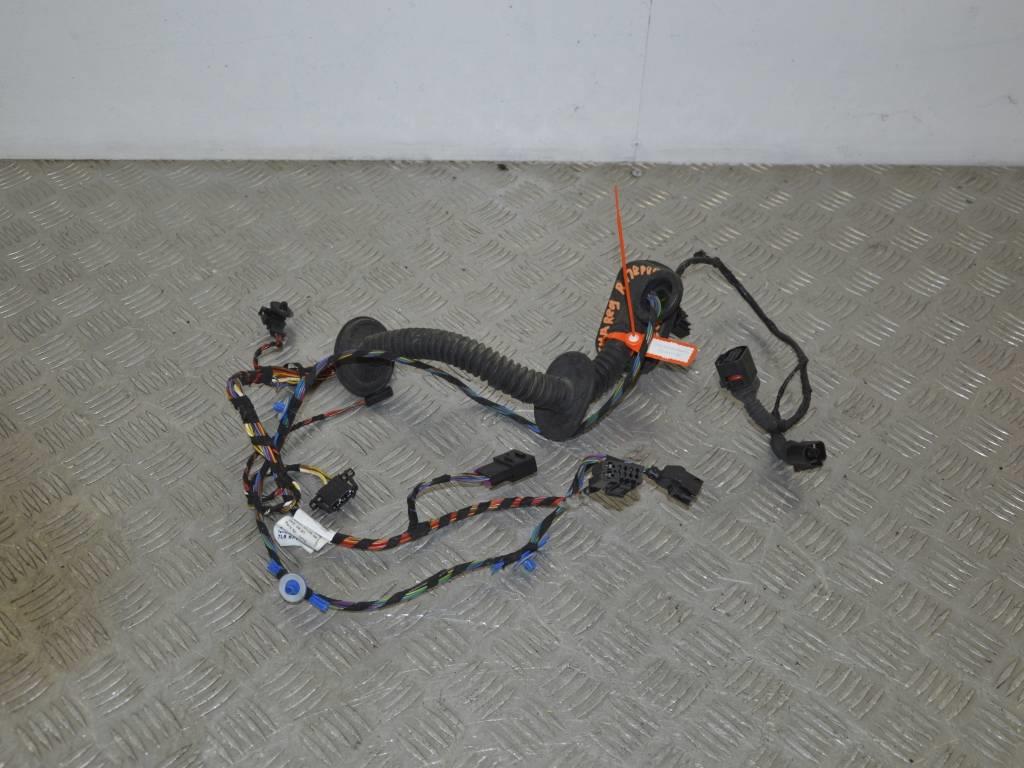 Проводка двери передней правой