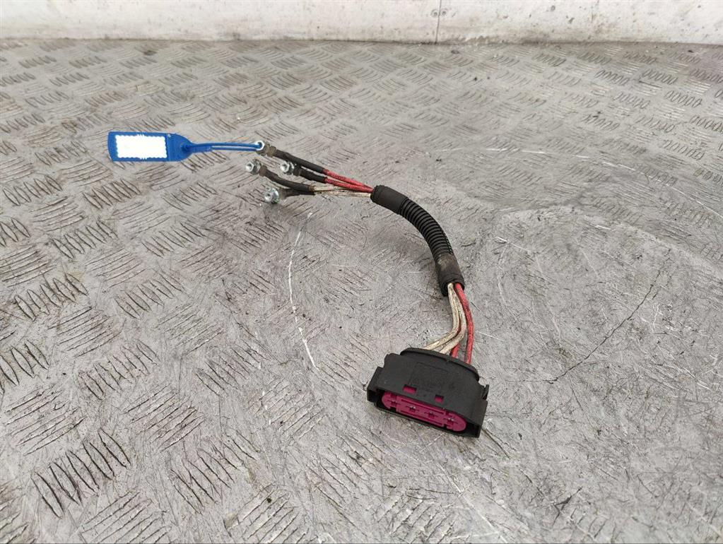 Проводка (планка) свечей накала