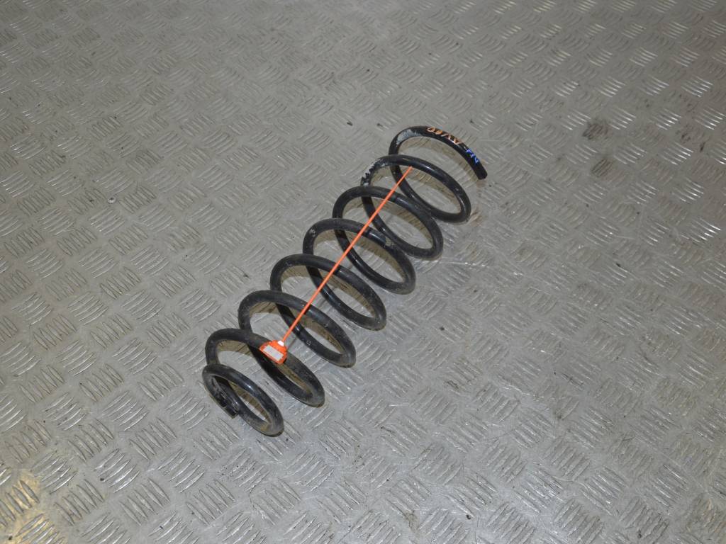 Пружина задняя