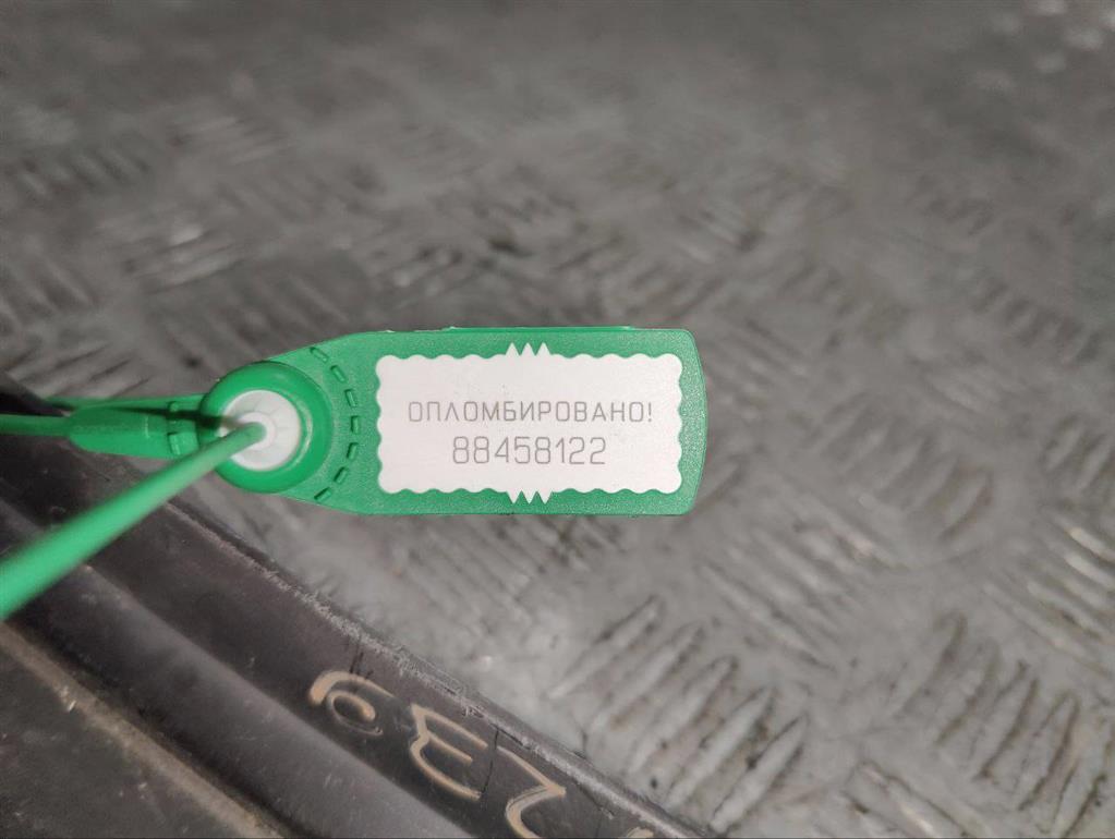 Пыльник крыла переднего левого