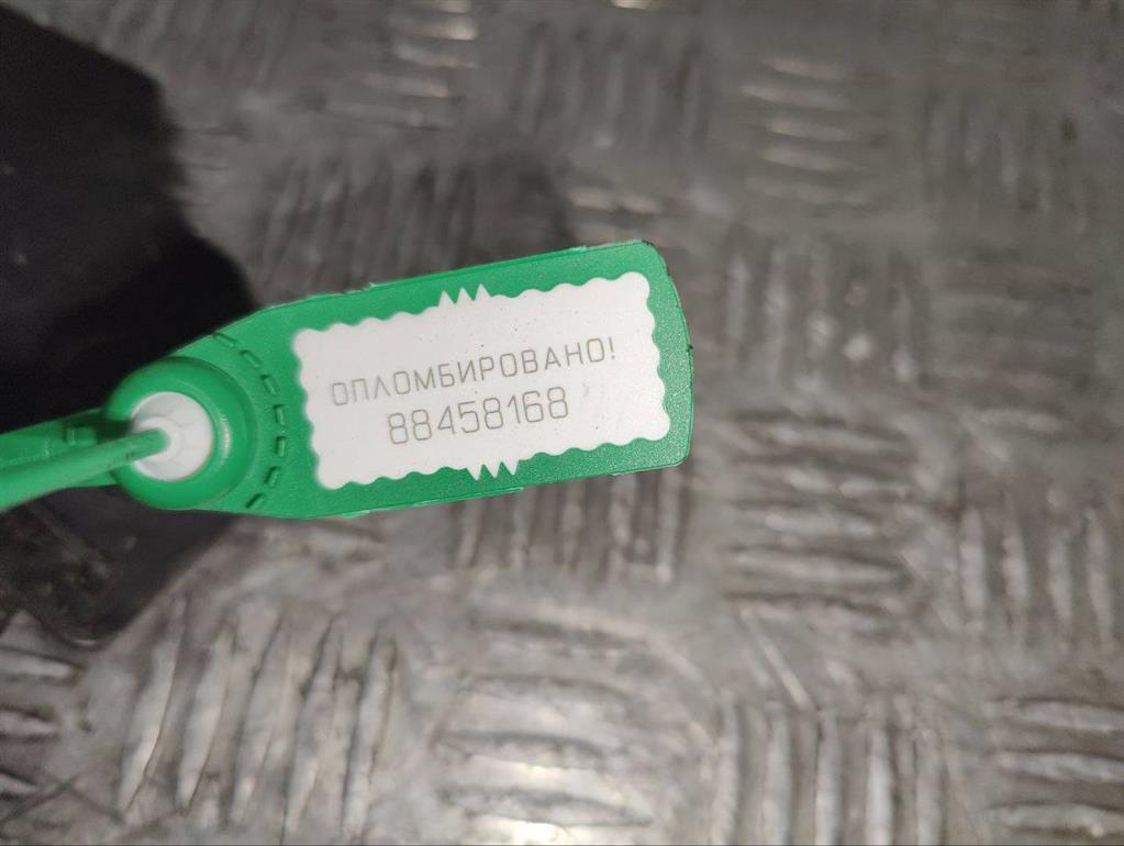 Пыльник крыла переднего правого