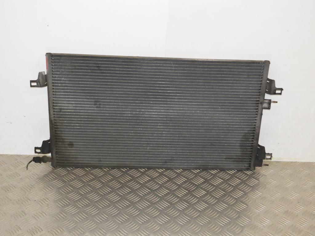 Радиатор кондиционера Renault Laguna 2 (2001-2007) 8200008763