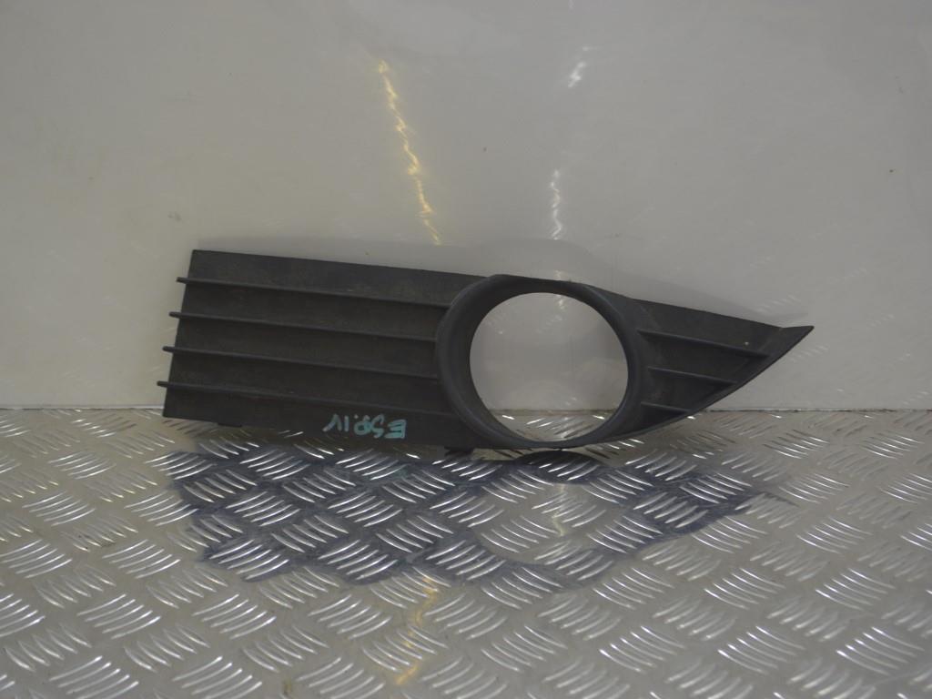 Рамка фары противотуманной левой