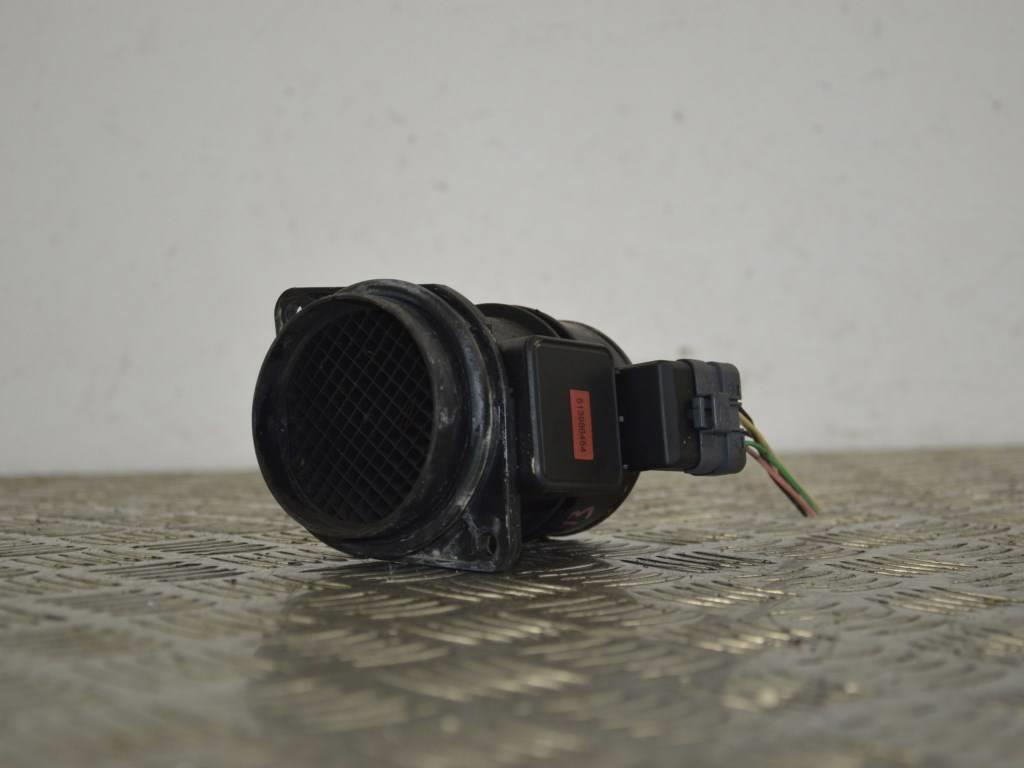 Расходомер воздуха Renault Scenic RX4 (1999-2003) 7700104426, 7700109812, 5WK9620