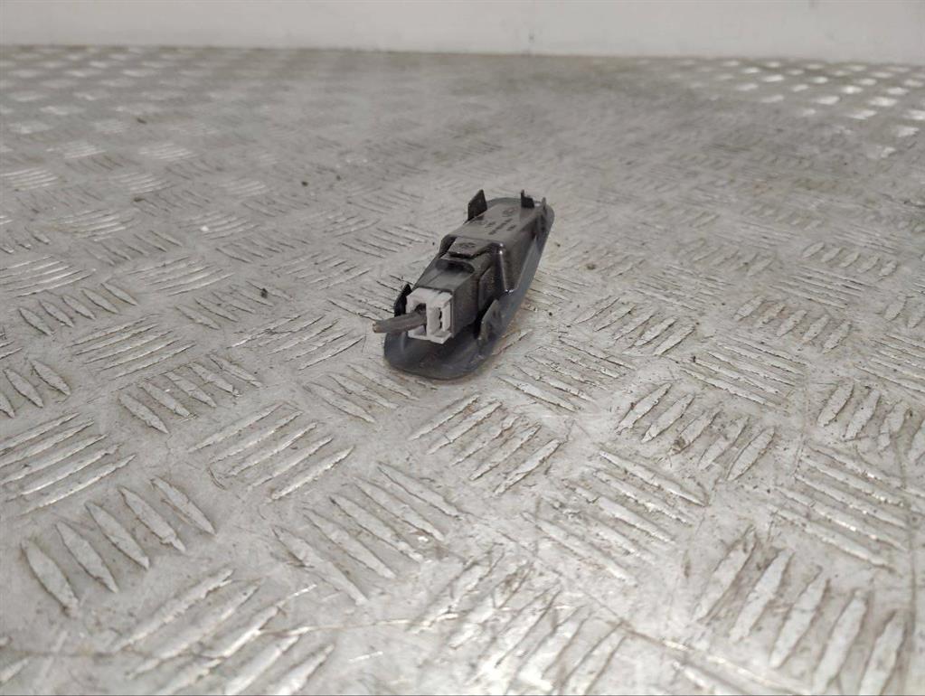 Разъем AUX/USB