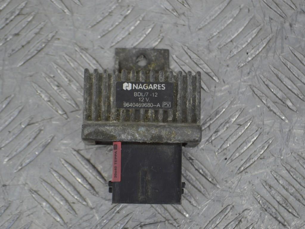 Реле накала свечей Renault Laguna 2 (2001-2007) 9640469680