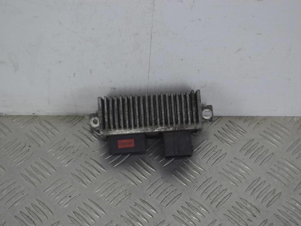 Реле накала свечей Renault Master 3 (2010-2019) 8200558438